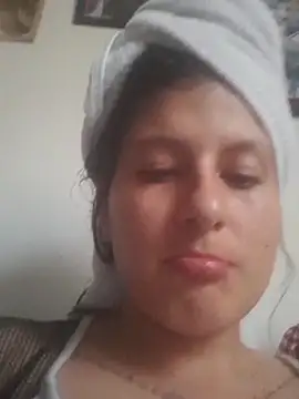 Snapshot of AnaMaria-12 chatting on November 2025 09:07:01 PM AnaMaria-12 online show from November 2025 09:07:01 PM