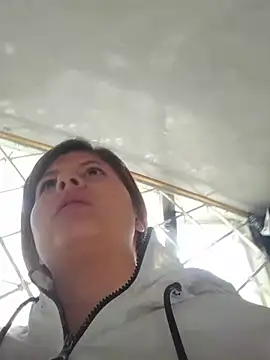 Snapshot of AnaMaria-12 chatting on December 2025 08:07:02 PM AnaMaria-12 online show from December 2025 08:07:02 PM