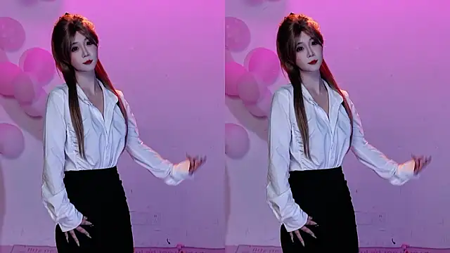 CM---002 online show from February 2026 02:53:01 AM