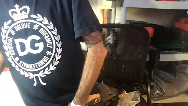 Snapshot of SinlessFreedom7 chatting on February 2026 05:49:02 PM SinlessFreedom7 online show from February 2026 05:49:02 PM