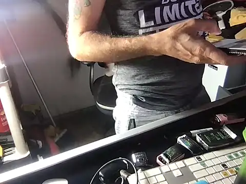 Snapshot of SinlessFreedom7 chatting on February 2026 05:59:02 AM SinlessFreedom7 online show from February 2026 05:59:02 AM