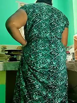 Desicouple1706 online show from May 2026 01:25:02 AM