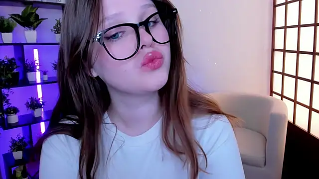 Lana Moon   online show from December 2025 02:07:02 AM