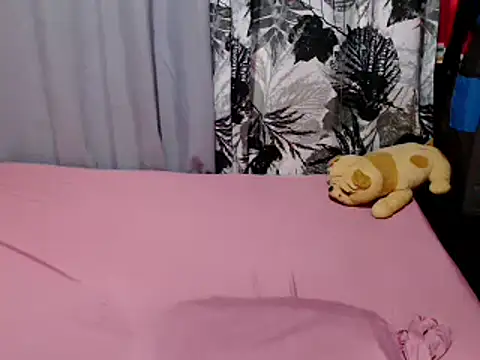 Snapshot of lovelyxmorena chatting on December 2025 12:14:01 PM lovelyxmorena online show from December 2025 12:14:01 PM