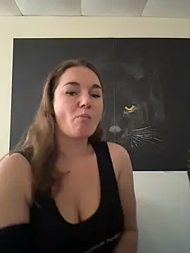 Snapshot of VaryaRose chatting on December 2025 06:32:01 AM VaryaRose online show from December 2025 06:32:01 AM