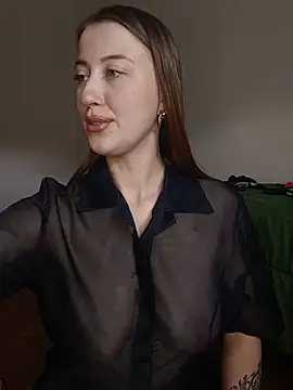 Susiee Redd online show from May 2026 10:33:01 AM