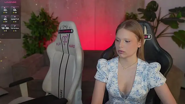 Charlotte Dreams online show from July 2026 02:49:01 PM