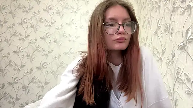 TishGiardino online show from December 2025 01:04:02 AM