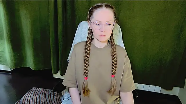 Snapshot of G0LDI chatting on February 2026 02:10:01 PM G0LDI online show from February 2026 02:10:01 PM