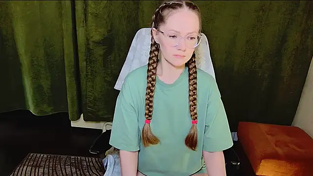 Snapshot of G0LDI chatting on February 2026 03:20:01 PM G0LDI online show from February 2026 03:20:01 PM