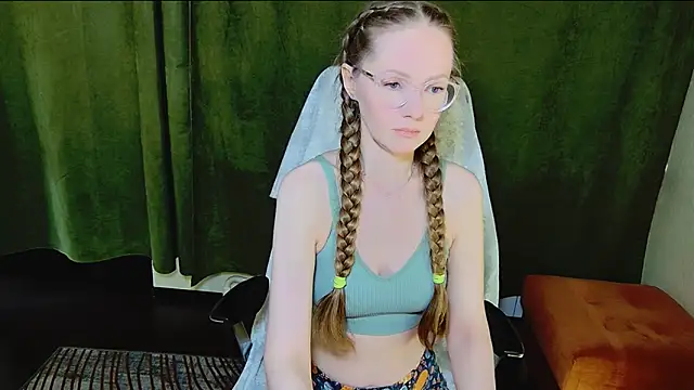 Snapshot of G0LDI chatting on February 2026 02:58:02 PM G0LDI online show from February 2026 02:58:02 PM