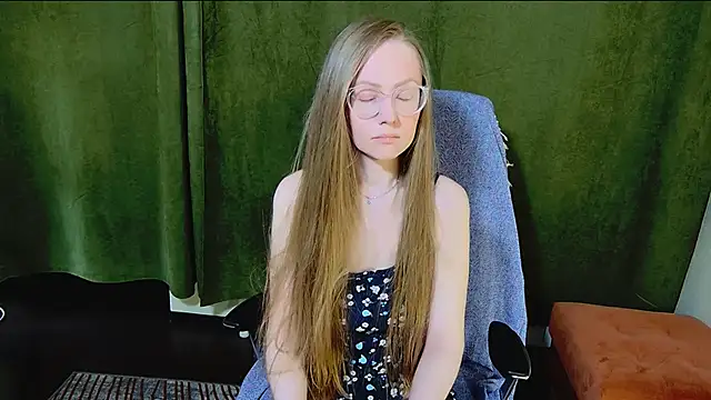 Snapshot of G0LDI chatting on February 2026 01:07:02 PM G0LDI online show from February 2026 01:07:02 PM