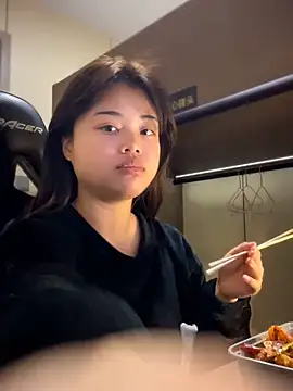 Toffee-00 online show from March 2026 04:52:01 AM