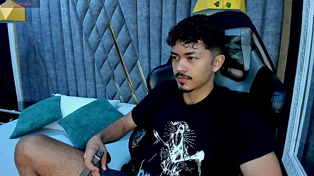 NicolaiKarav online show from March 2026 12:43:01 PM