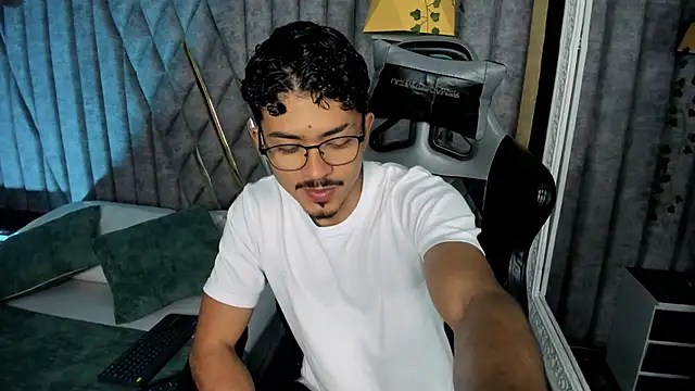 NicolaiKarav online show from March 2026 02:09:02 PM