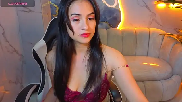 Snapshot of Anny_Star_Tx chatting on April 2026 07:39:02 PM Anny Star Tx online show from April 2026 07:39:02 PM