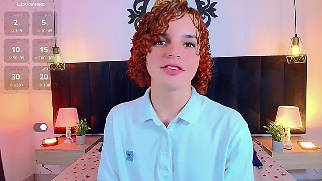 Snapshot of Skyee_angel chatting on June 2026 07:35:02 PM Skyee angel online show from June 2026 07:35:02 PM