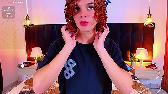 Snapshot of Skyee_angel chatting on June 2026 07:47:01 PM Skyee angel online show from June 2026 07:47:01 PM