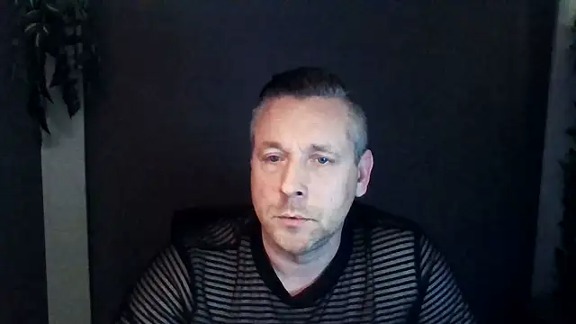 Hunter Fl online show from November 2025 03:45:01 PM