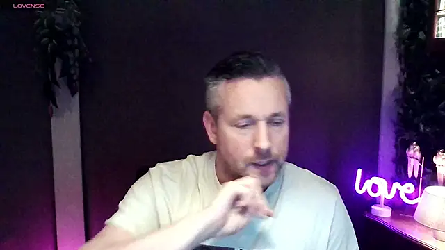 Hunter Fl online show from November 2025 04:41:02 PM