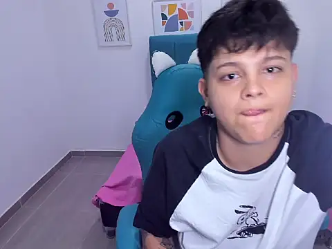 Snapshot of _ian_sweet chatting on December 2025 07:31:01 PM ian sweet online show from December 2025 07:31:01 PM