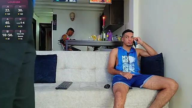 Snapshot of heteros_curious chatting on December 2025 08:25:01 PM heteros curious online show from December 2025 08:25:01 PM