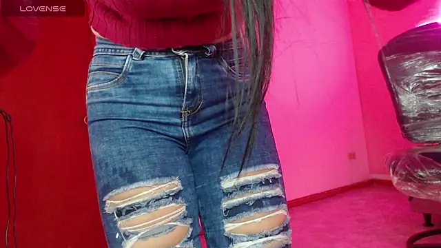 Snapshot of lia_rose_6 chatting on December 2025 02:10:02 PM lia rose 6 online show from December 2025 02:10:02 PM