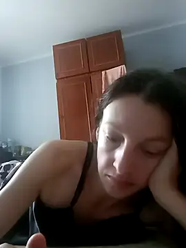 Snapshot of AlisKiv chatting on November 2025 10:04:01 AM AlisKiv online show from November 2025 10:04:01 AM