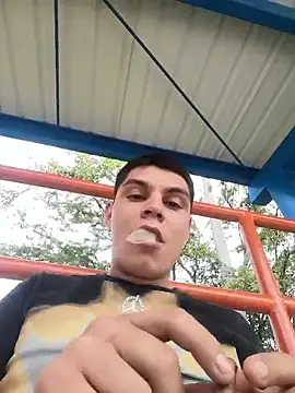 sebastianfelipe online show from February 2026 04:58:02 PM