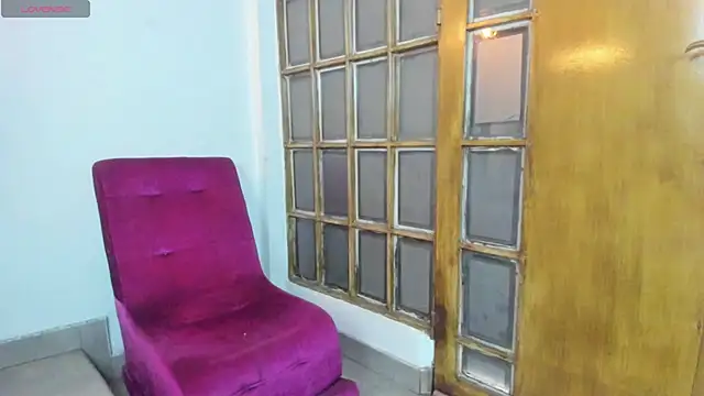 Mysterius Woman online show from January 2026 01:17:02 PM