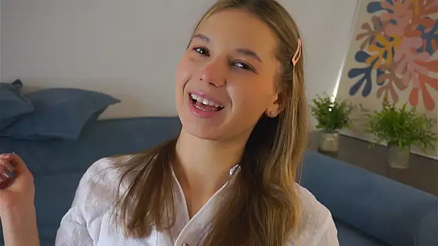 AmparoCilek online show from February 2026 06:26:02 PM