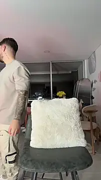 Snapshot of Valenthino_Salvatore chatting on February 2026 04:44:01 AM Valenthino Salvatore online show from February 2026 04:44:01 AM