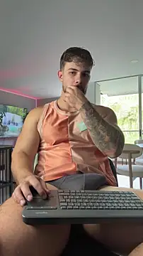 Valenthino Salvatore online show from May 2026 09:43:01 PM