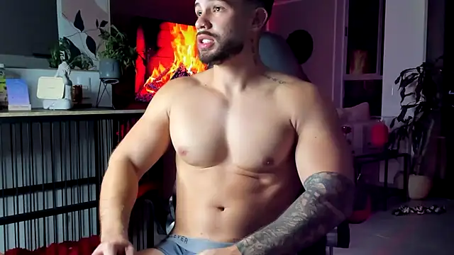 Valenthino Salvatore online show from May 2026 01:57:16 AM