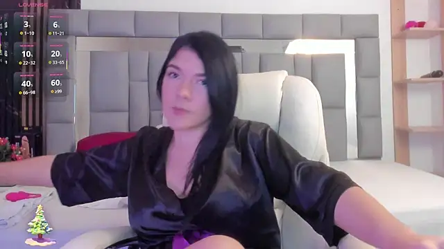 Snapshot of amaia_santini chatting on December 2025 07:31:02 PM amaia santini online show from December 2025 07:31:02 PM