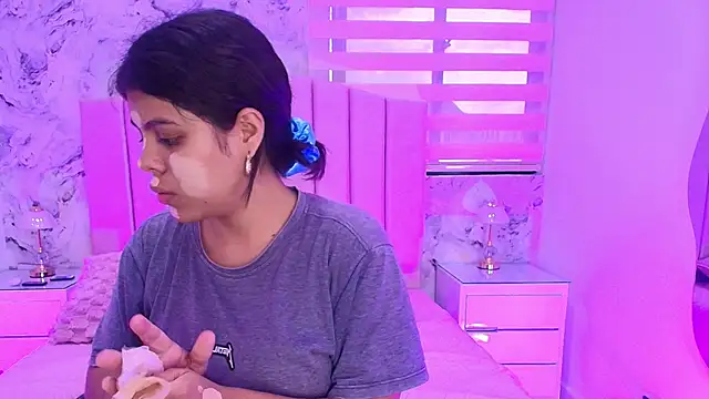 Snapshot of katsumi_yan chatting on December 2025 07:08:02 PM katsumi yan online show from December 2025 07:08:02 PM