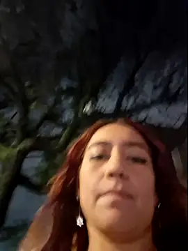 Eveeelyn25 online show from December 2025 01:21:02 AM