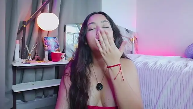 EmmaDembers online show from December 2025 07:53:02 PM