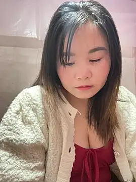 One-two22 online show from February 2026 09:42:01 PM