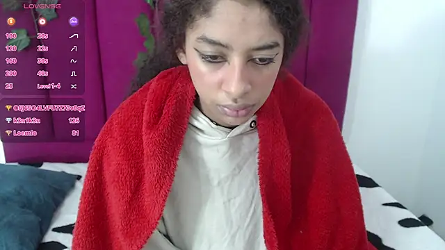 Tinyy Star online show from December 2025 04:18:02 AM