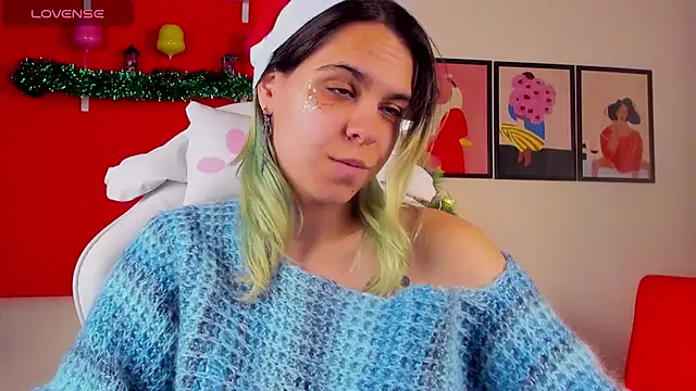 Snapshot of LiraBelle chatting on December 2025 03:23:01 AM LiraBelle online show from December 2025 03:23:01 AM