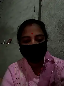 Hot-qwe online show from December 2025 06:53:02 AM