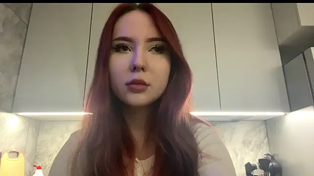 Snapshot of DaphineMckoy chatting on December 2025 06:12:02 AM DaphineMckoy online show from December 2025 06:12:02 AM