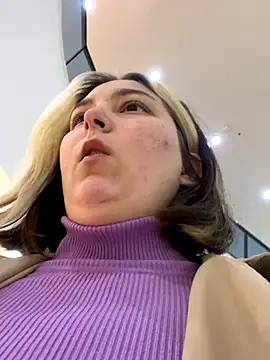 Snapshot of KateBurlesk chatting on November 2025 08:25:01 AM KateBurlesk online show from November 2025 08:25:01 AM