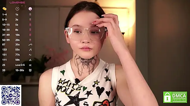 Snapshot of CaroleMyers chatting on November 2025 06:07:01 PM CaroleMyers online show from November 2025 06:07:01 PM