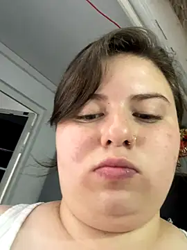 Snapshot of Kitty_Bms_ chatting on December 2025 06:45:02 PM Kitty Bms online show from December 2025 06:45:02 PM