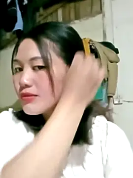 Snapshot of lynae-0 chatting on December 2025 01:27:01 PM lynae-0 online show from December 2025 01:27:01 PM