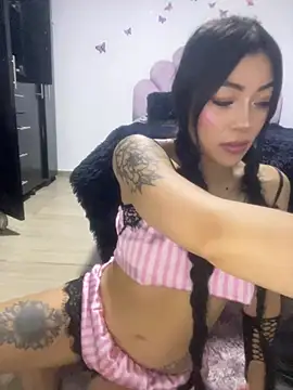 DAKOTA SAKURA online show from July 2026 01:02:01 PM