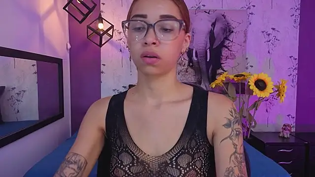 Antonella mc online show from May 2026 12:48:01 PM