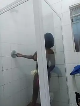 Snapshot of SexyAdelexx chatting on December 2025 04:48:02 PM SexyAdelexx online show from December 2025 04:48:02 PM